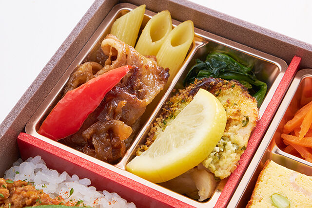 JINBO MINAMI AOYAMA（東京店）-Due（デュエ）‐ポークジンジャーと季節魚のオーブン焼き‐