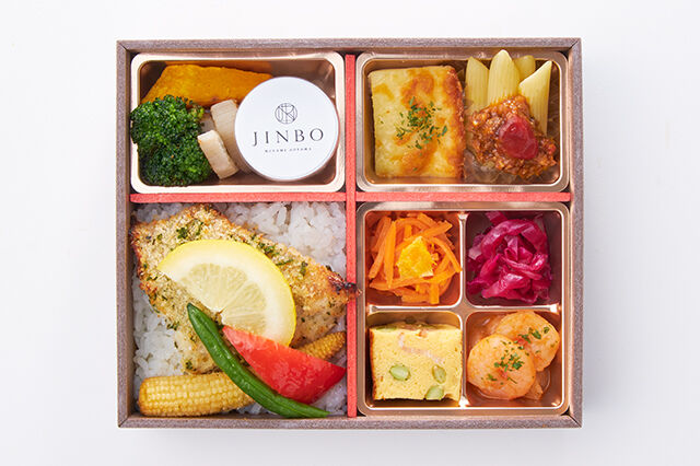 JINBO MINAMI AOYAMA（東京店）-Luxe（リュクス）‐季節魚のオーブン焼きと特製バーニャカウダ‐