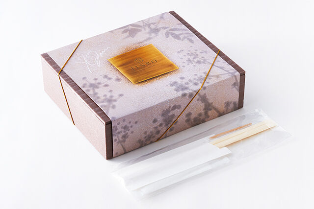 JINBO MINAMI AOYAMA（東京店）-Luxe（リュクス）‐季節魚のオーブン焼きと特製バーニャカウダ‐