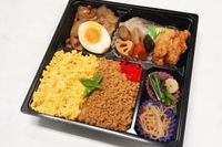からあげジャイアン-【幕の内】豚の生姜焼き×鮭の塩焼き弁当