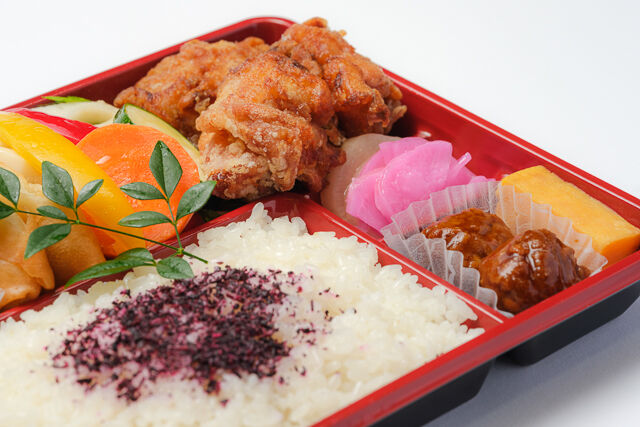 日本料理 幕濱（東京店）-幕の内弁当 若鶏の唐揚げ