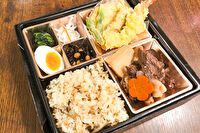 和弁当 彩葉（いろは）-最高級A5ランク黒毛和牛のすき焼きと天ぷら幕の内御膳