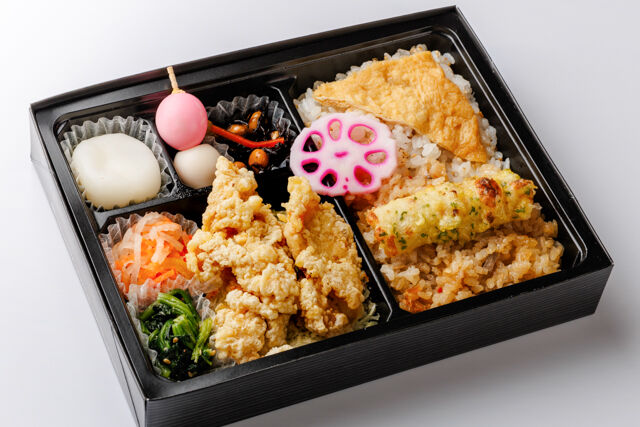 2種ごはんと特製だしからあげ弁当