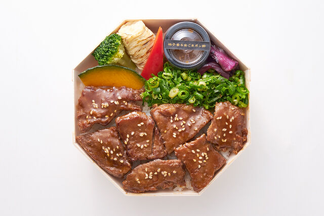 クック井上。監修【京風焼肉 旦那衆】（静岡店）-京風焼肉重 上ロース