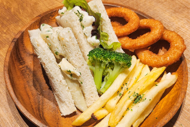 ポテトサラダサンド＆レモンバジルパスタサンド