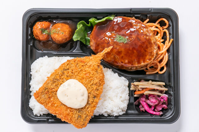お弁当FACTORY デリ弁-特製ソースのハンバーグとアジフライご飯弁当