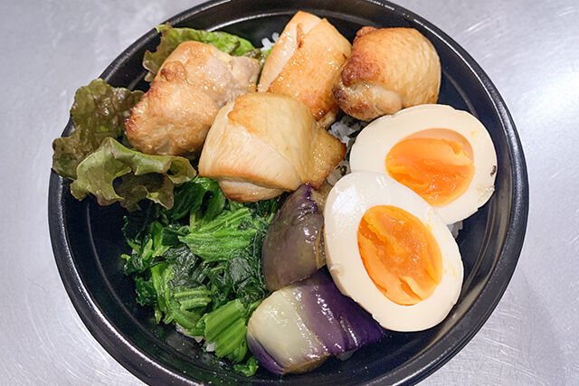 チキンワークス白金（甲子園店）