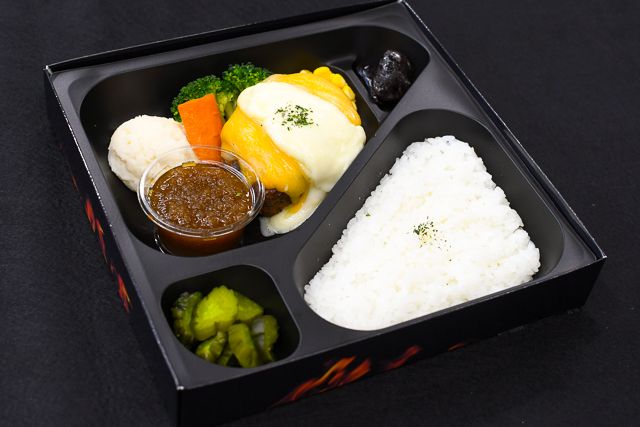 3種のチーズハンバーグ弁当