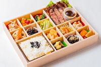 熊嵩 Tokyo-ステーキと彩り錦御膳