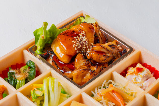 熊嵩 Tokyo-鯛めしとチキングリル錦御膳