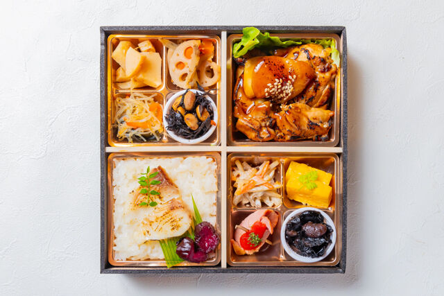 熊嵩 Tokyo-季節の副菜 鯛めしとチキングリル和膳