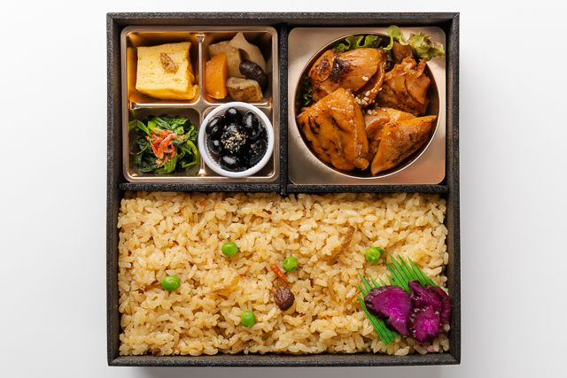 熊嵩 Tokyo-季節の炊込み御飯とグリルチキン御膳