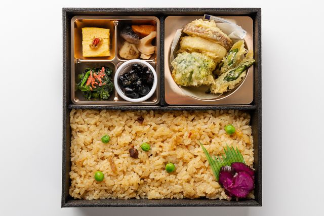 熊嵩 Tokyo-季節の炊込み御飯と天麩羅御膳