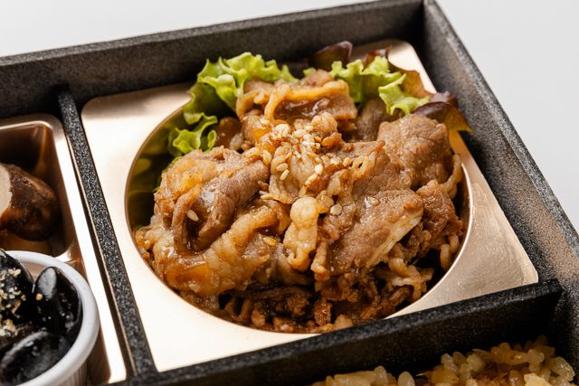 熊嵩 Tokyo-季節の炊込み御飯と焼肉御膳
