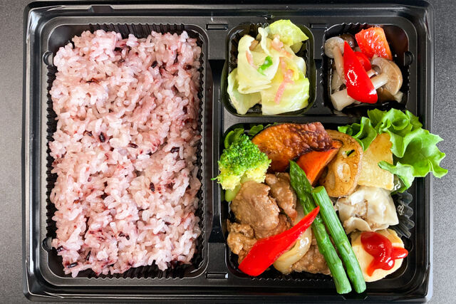 お食事処たくみてい-たくみの牛焼肉弁当