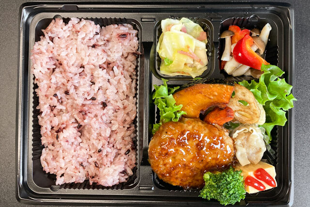 お食事処たくみてい-たくみのトリュフソースハンバーグ