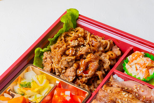 特選牛ステーキ＆焼肉 坂上-ステーキ焼肉亭ステーキ重と焼肉御膳