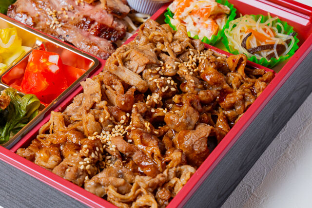 特選牛ステーキ＆焼肉 坂上-ステーキ焼肉亭焼肉重&ステーキ御膳