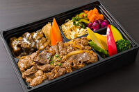 焼肉醍醐（横浜店）-黒毛和牛＆牛ロース焼肉と牛タンシチュー弁当【No.3】