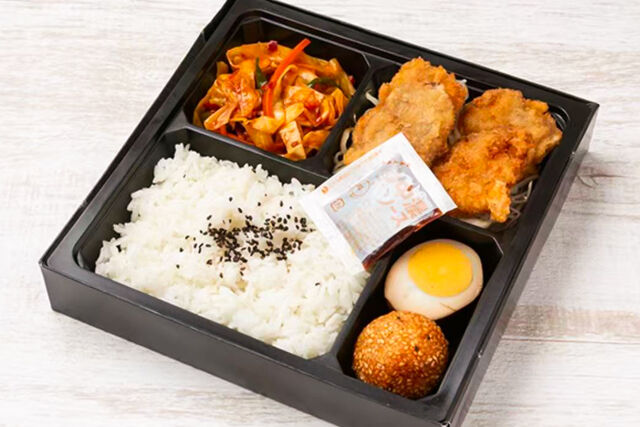 焼肉吉江薬膳食堂-【豪快2品弁当】 回鍋肉中華炒め＆マグロカツ
