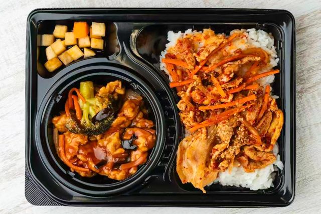 焼肉吉江薬膳食堂-大満足 中華溜肉段炒め＆豚バラ甘辛ダレ焼肉