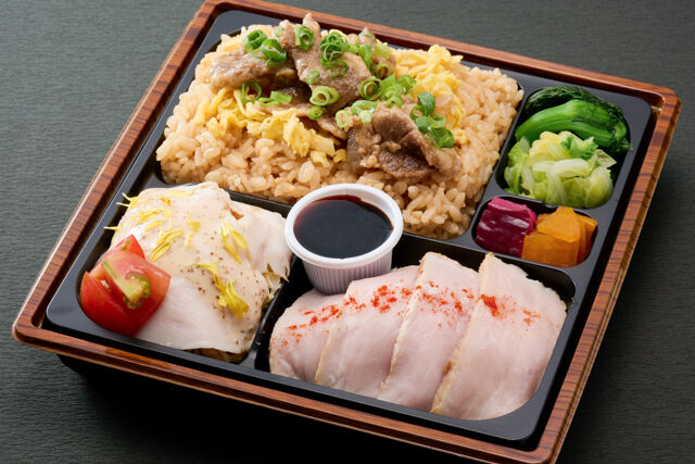 苑囿（兵庫店）-牛焼肉ビビンバとバンバンジーサラダ弁当