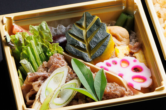 和匠 瑞乃香（千葉店）-【熨斗対応可】国産A5和牛やわらかすき焼きとお出汁豊かな五目炊き込み膳