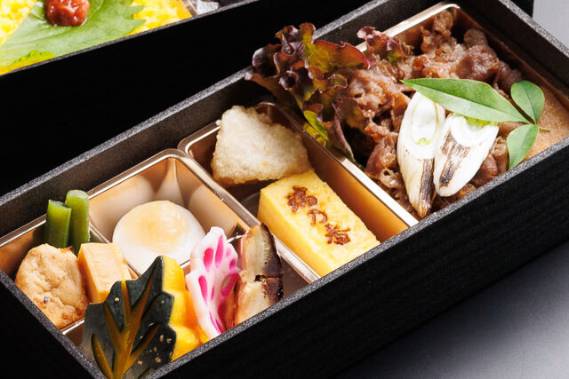 和匠 瑞乃香（千葉店）-やわらかすき焼きと五目炊き込み二段懐石御膳