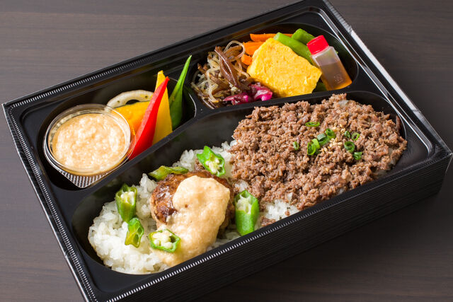 神田タンだけ-名物！トロロで食べる100％牛タンバーグと飲める黒毛和牛焼肉弁当