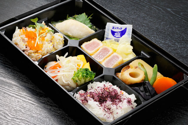肉次郎（名古屋店）-高級鮪のレアカツと肉散らし御膳