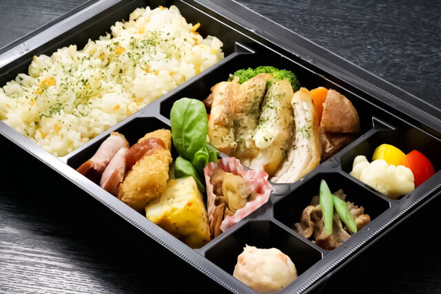 熟成ローストビーフと洋食 雫〜shizuku〜（名古屋店）-チキンのジューシーグリル～焦がしバター仕立て～