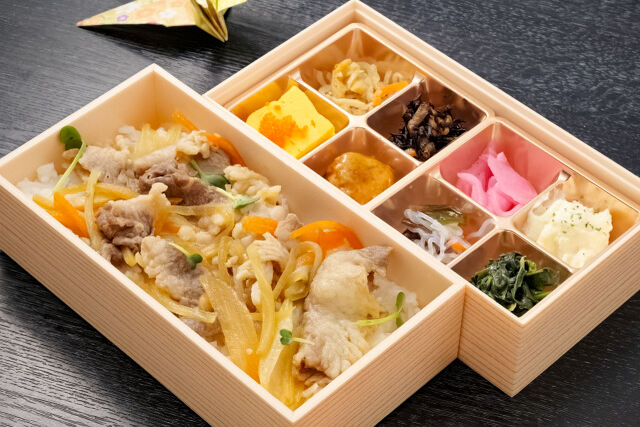 うなぎと肉 うな心（名古屋店）-特選牛の時雨煮重