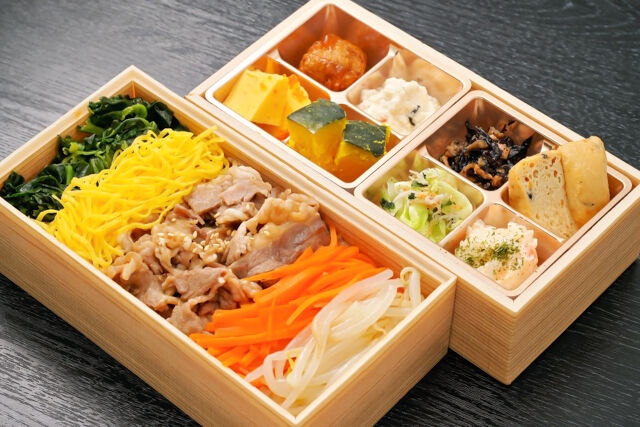 うなぎと肉 うな心（名古屋店）-特選牛ビビンバ御膳