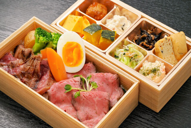 特選牛ハラミステーキとローストビーフ重