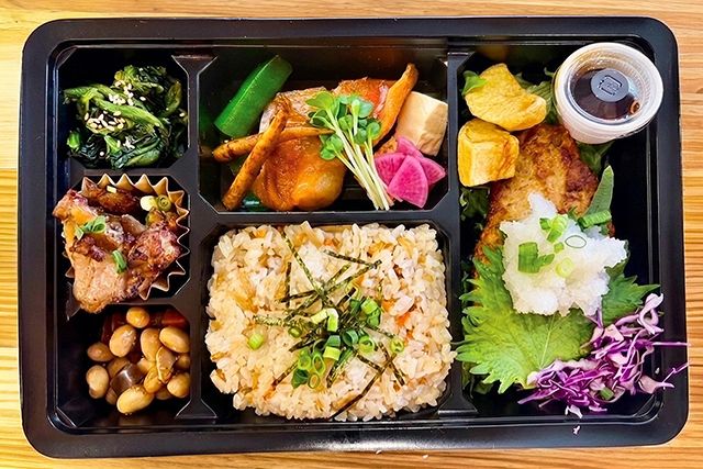 和食ながた-煮魚＆和風ハンバーグ