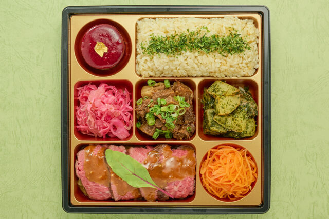 Peluche monde（徳島店）-赤身ステーキと牛肉のラグー弁当～Menu dejeuner～