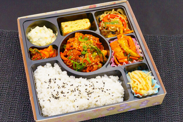 オンマの心-豚肉ピリ辛炒め弁当