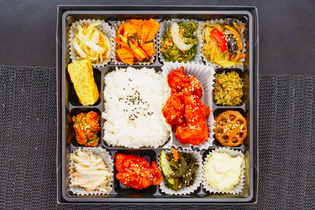 オンマの心-ハンジョンシク（韓定食）ダッカルビ弁当