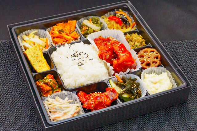 オンマの心-ハンジョンシク（韓定食）ダッカルビ弁当