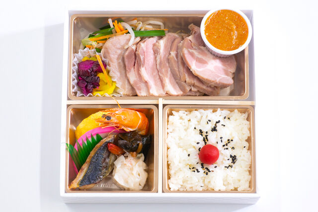 HARUの仕出し屋さん-蒸し豚辛子酢味噌弁当