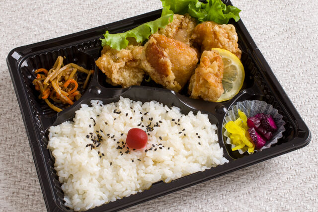 HARUの仕出し屋さん-お手軽鶏の唐揚弁当