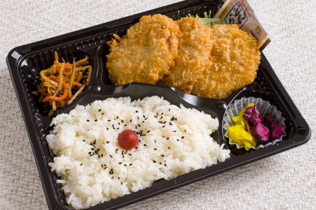 HARUの仕出し屋さん-お手軽鶏のヒレカツ弁当