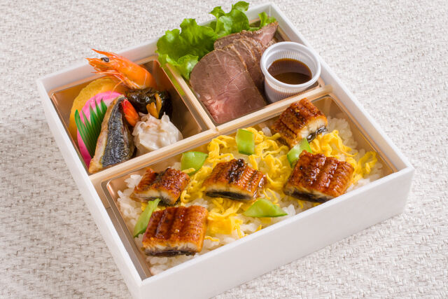 HARUの仕出し屋さん-うなぎちらしとローストビーフ弁当