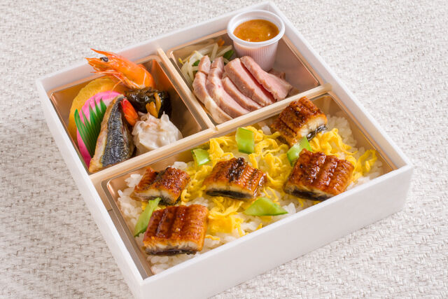 HARUの仕出し屋さん-うなぎちらしと蒸し豚辛子酢味噌弁当