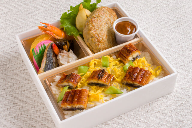 HARUの仕出し屋さん-うなぎちらしとハンバーグ弁当