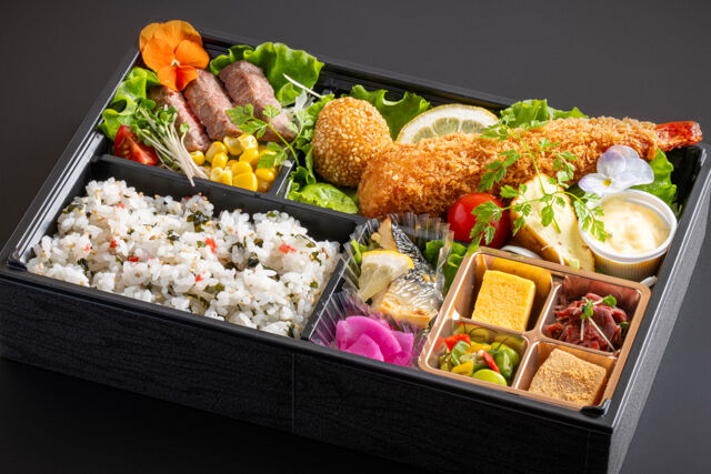 恵比寿膳（静岡店）-彩～手仕込み大エビフライと特製牛ステーキ～（わかめご飯）