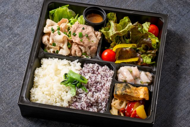 和食 四季ノ路-道産もち豚バラ＆道産もち豚肩ロースしゃぶしゃぶ合盛り御膳弁当