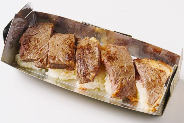 仕出し割烹みや-サーロインステーキの押し寿司