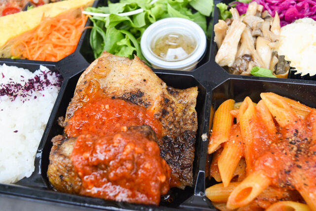 洋食東本-グリルチキン弁当