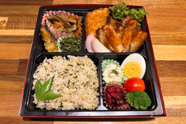 香る仕出し屋 きど元帥-炙り角煮と香る茶飯弁当 : 上 ～jou～